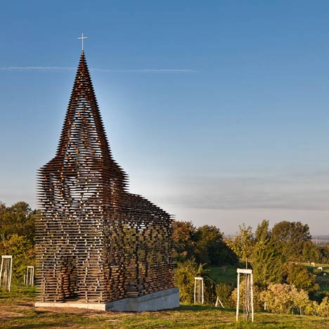 Reading-between-the-Lines-by-Gijs-Van-Vaerenbergh