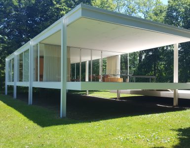 Farnsworth_House_in_Plano by Mies van der Rohe