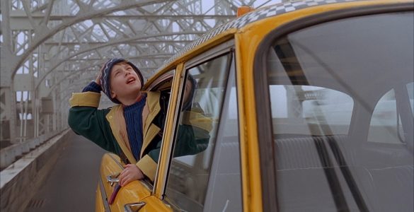 Home Alone 2 - Yellow taxi in New York.