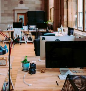 good host company in the usa