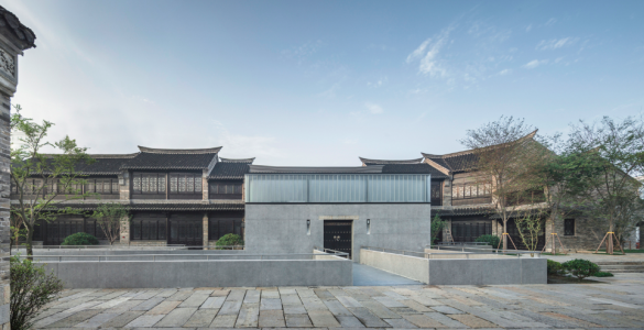 Wall museum