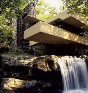 Frank-Lloyd-Wright-Fallingwater-House
