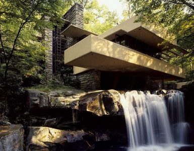 Frank-Lloyd-Wright-Fallingwater-House