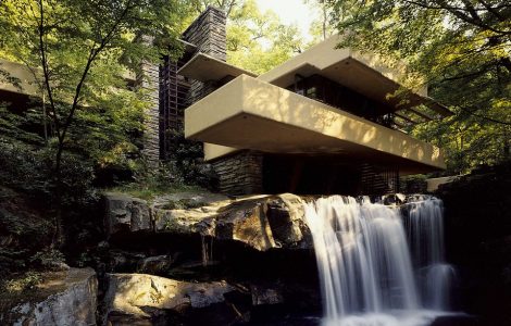 Frank-Lloyd-Wright-Fallingwater-House