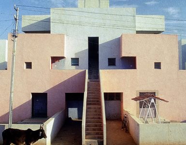 B.V. Doshi, Life Insurance Corporation Housing, Ahmedabad, India, 1973